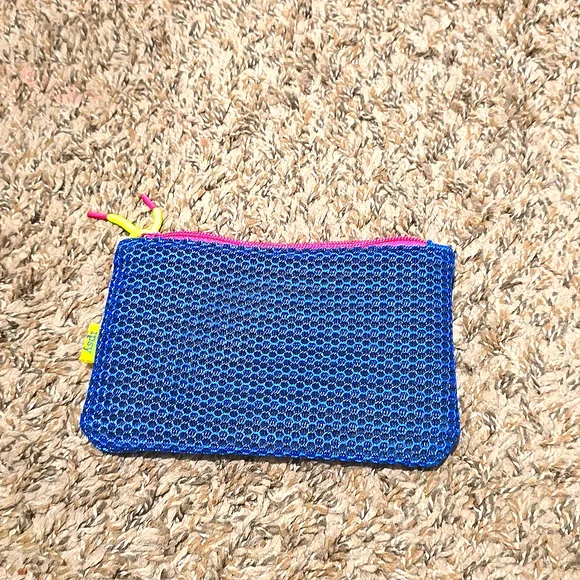 Ipsy Scuba Makeup Bag - Bundle and Save - Picture 2 of 3